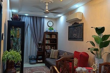 PR1MA Lakefront Homes