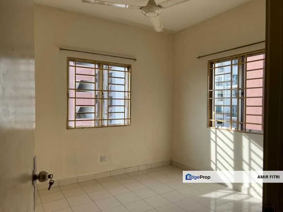 Bukit Jalil Kinrara Mas Condominium - FREEHOLD with 2 Carparks, Kuala Lumpur, Bukit Jalil