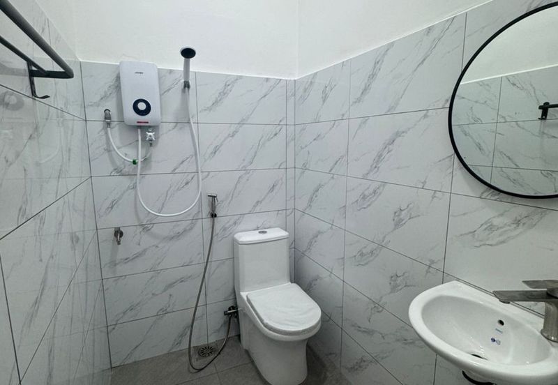 Room For Rent @ Jalan Wijaya Taman Century