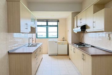 The Straits View, Bandar Baru Permas Jaya