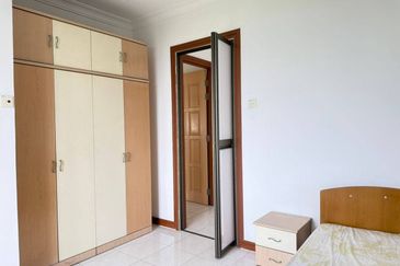 The Straits View, Bandar Baru Permas Jaya