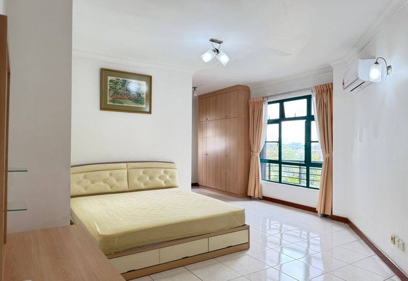 The Straits View, Bandar Baru Permas Jaya