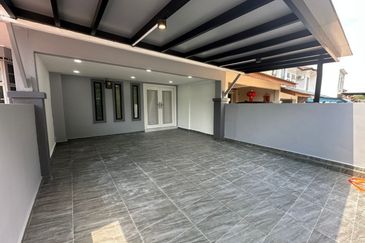 Double Storey Terrace @ Setia Indah