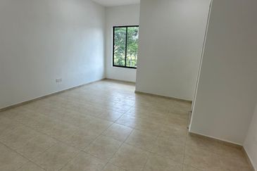 Double Storey Terrace @ Setia Indah