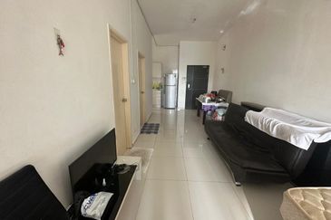 D'Summit Residences @ Kempas Utama