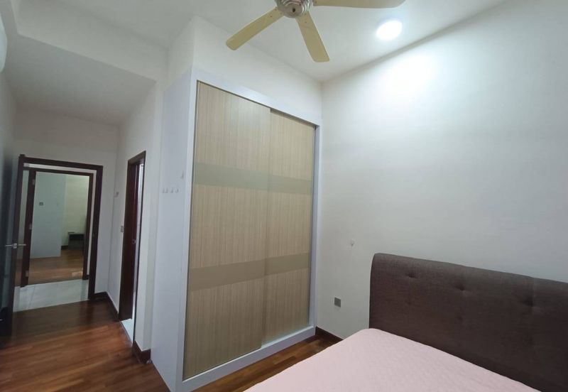 Paragon Suites @ CIQ