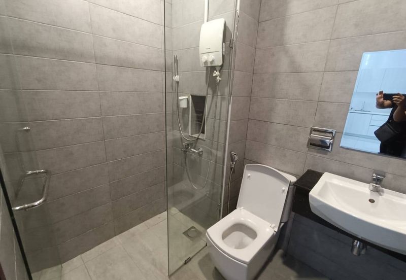 Paragon Suites @ CIQ