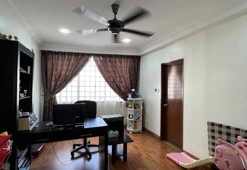 Aloha Tower Condominium