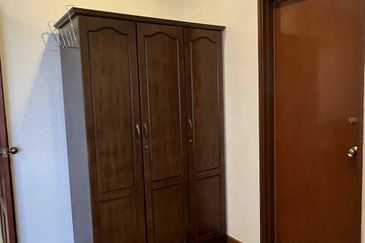 Aloha Tower Condominium