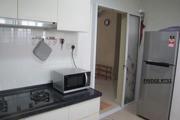 Golden Sands Seaview Residence