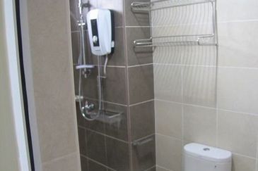 Golden Sands Seaview Residence