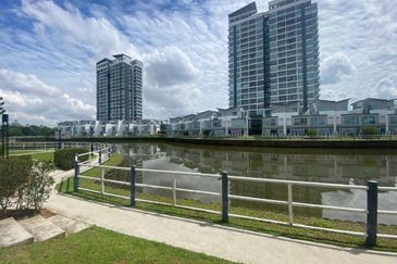 D'Lagoon, Taman Seri Austin