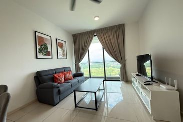 The M @ Medini Macrolink