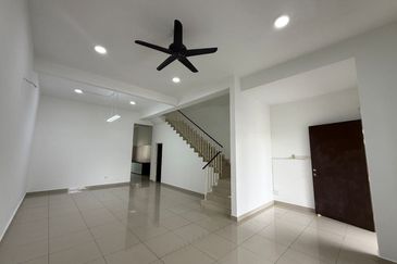 Austin Residence @Taman Mount Austin