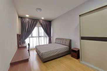 Baypoint @ Country Garden Danga Bay