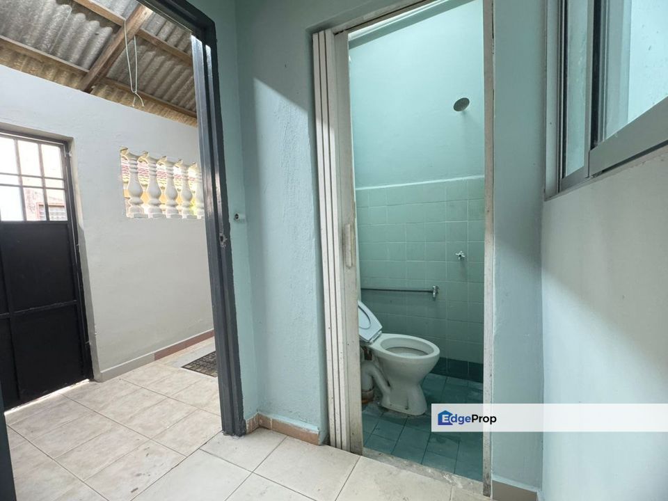 For Rent Double Storey Low Cost @ Taman Cahaya Masai, Johor, Pasir Gudang