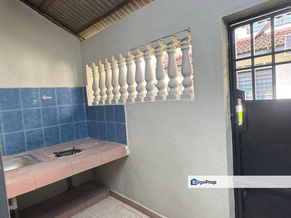 For Rent Double Storey Low Cost @ Taman Cahaya Masai, Johor, Pasir Gudang