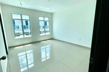 BANDAR DATO' ONN, PERJIRANAN 14 (FLEXIHOME)