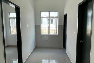 BANDAR DATO' ONN, PERJIRANAN 14 (FLEXIHOME)