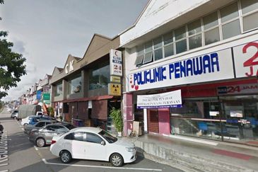 Shoplot @ Taman Universiti, Facing Main Road