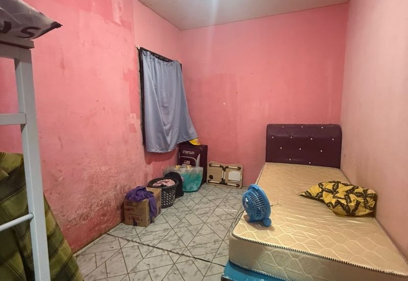 Flat Tasek 64, Bandar Baru Seri Alam