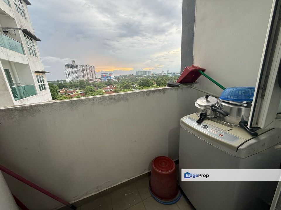 Service Residence @ Pandan Residence 2, Jalan Pandan Ria 7 For Sale, Johor, Johor Bahru