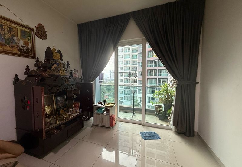 Seasons Luxury Apartments @ Amara Larkin