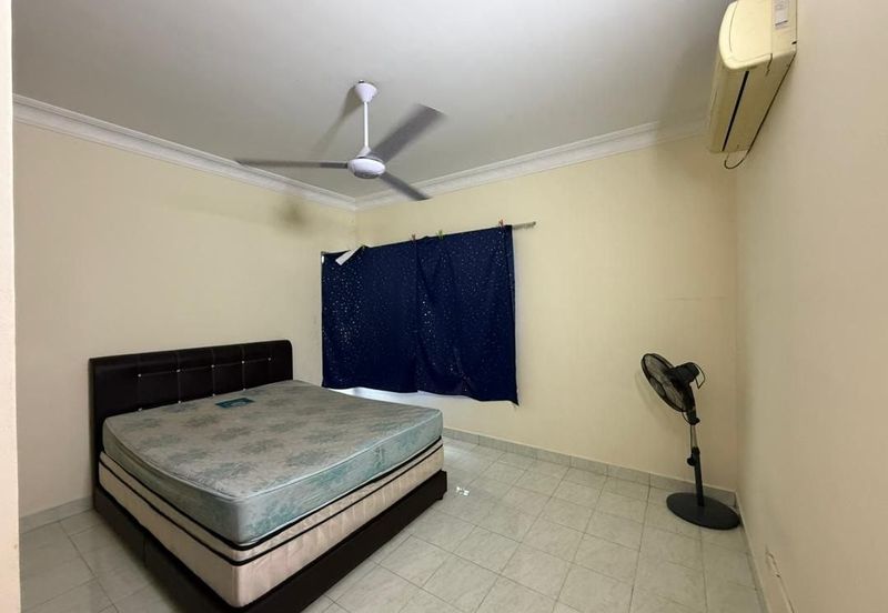 Bistari Impian Apartment @ Larkin