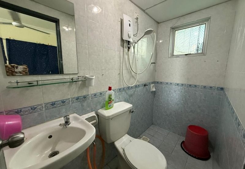 Bistari Impian Apartment @ Larkin