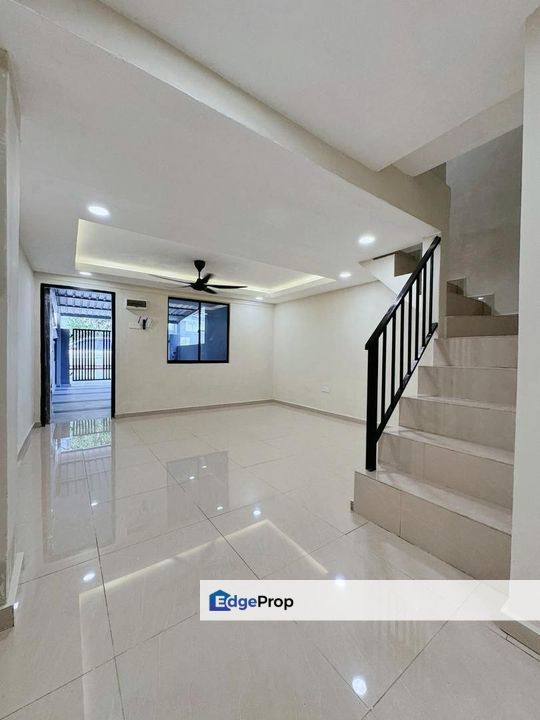 Double Storey Low Cost @ Jln Bayan 5, Megah Ria For Sale, Johor, Masai