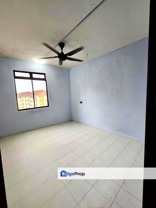 Rose Villa Apartment, Taman Putri Kulai For Sale, Johor, Kulai