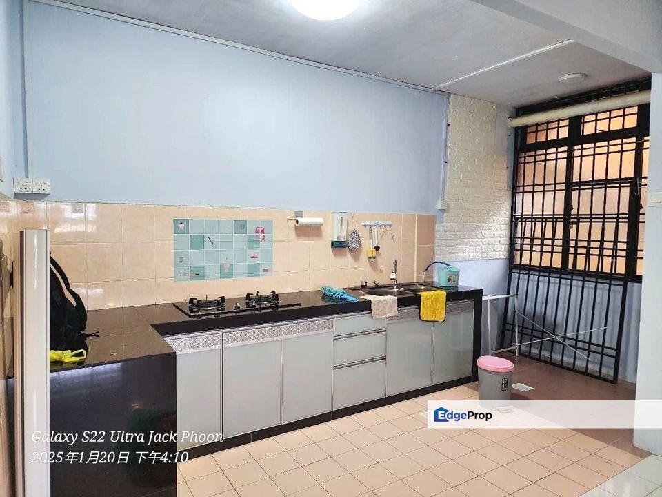 Rose Villa Apartment, Taman Putri Kulai For Sale, Johor, Kulai