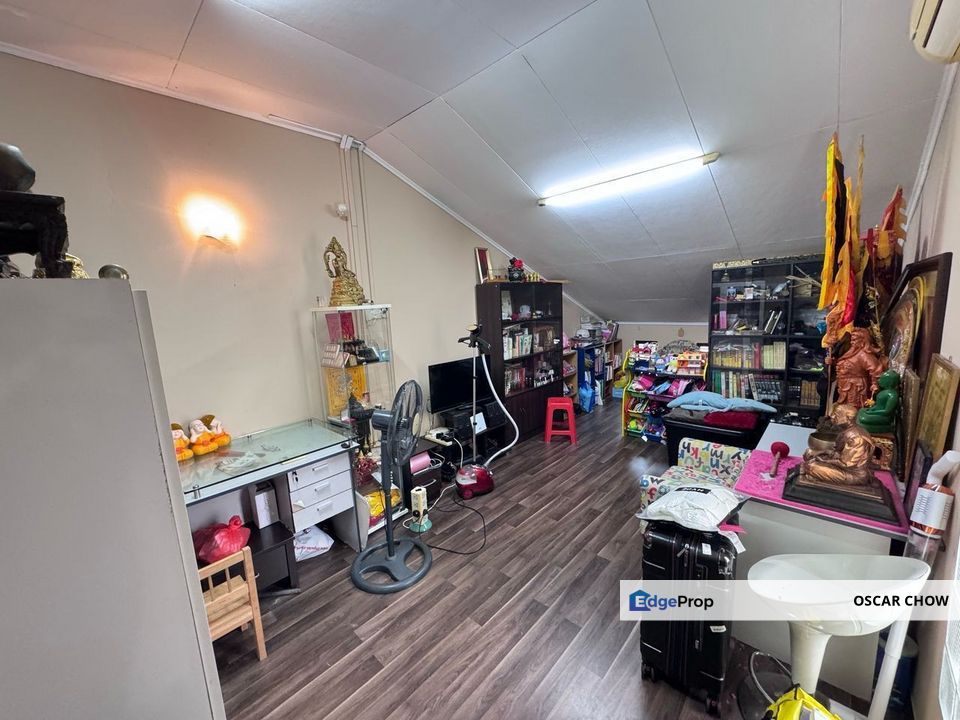 1.5 Storey Terrace @ Mutiara Rini For Sale, Johor, Skudai