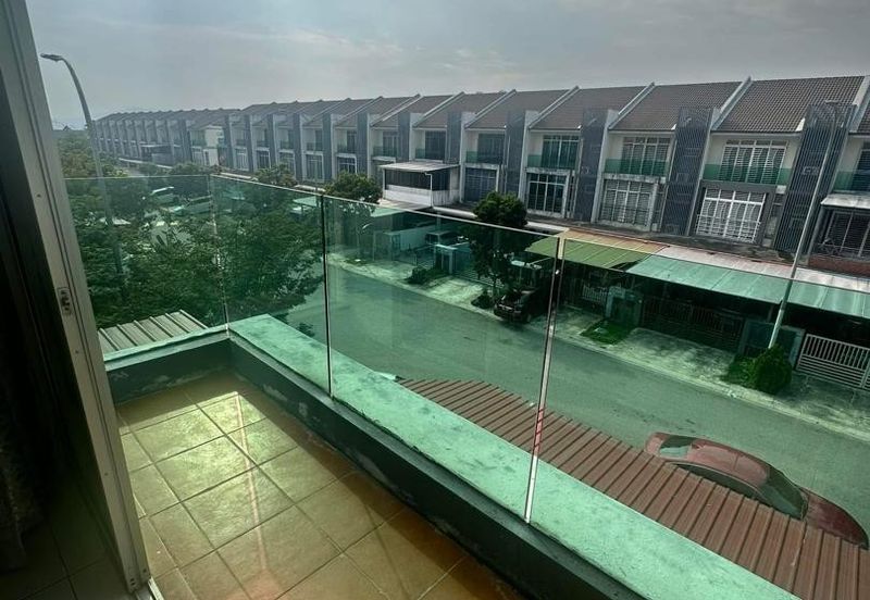 Bangi Avenue 3, Seksyen 7