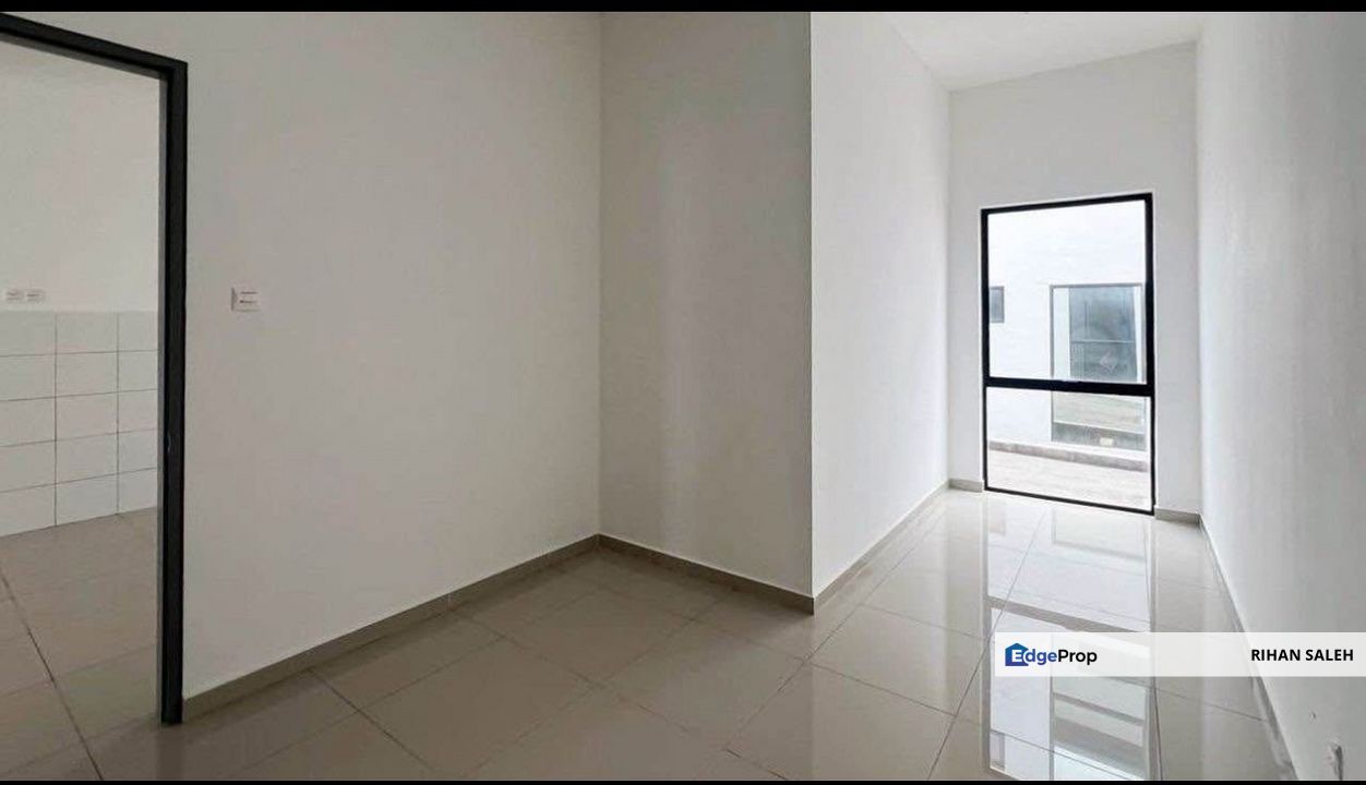 BANGI, 2-Storey TERRACED HOUSE FREEHOLD @LAMBAIAN DUA RESIDENCE for SALE, Selangor, Bangi