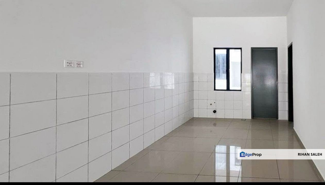 BANGI, 2-Storey TERRACED HOUSE FREEHOLD @LAMBAIAN DUA RESIDENCE for SALE, Selangor, Bangi