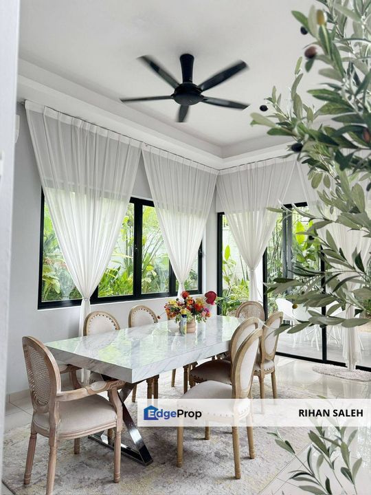 Kajang, Taman Villa Perdana, FREEHOLD &  EXTENDED 3-Storey SEMI-DETACHED House for SALE, Selangor, Kajang