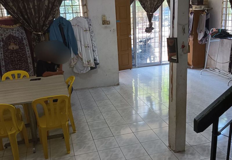 Taman Seroja, Bandar Baru Salak Tinggi