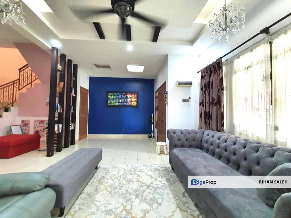 TAMAN PELANGI SEMENYIH  Double Storey Terrace House For SALE FREEHOLD & RENOVATED0, Selangor, Semenyih