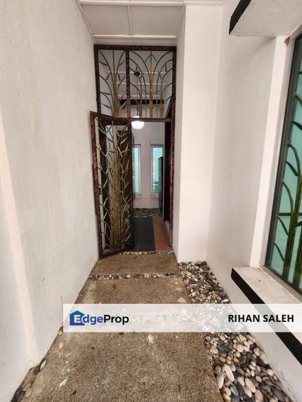 ALAM SARI BANGI Double Storey House Taman Ilmia 1 Alam Sari FOR SALE FREEHOLD & RENOVATED, Selangor, Bangi