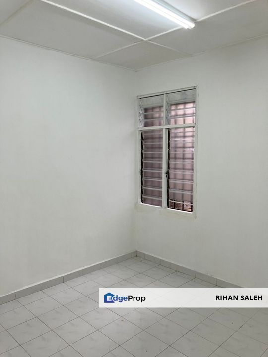 Taman Desaria, Nilai Rumah Teres Setingkat FREEHOLD untuk DiJUAL, Negeri Sembilan, Nilai