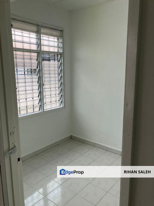Taman Desaria, Nilai Rumah Teres Setingkat FREEHOLD untuk DiJUAL, Negeri Sembilan, Nilai