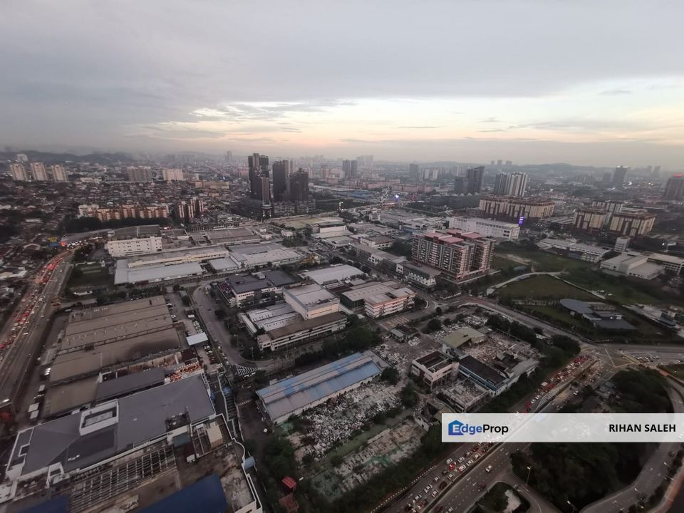 Sunway Serene  Petaling Jaya, Fully Furnished 4 Parking Spaces FOR SALE, Selangor, Kelana Jaya