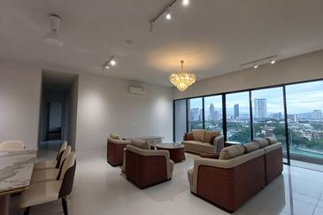 Mayfair Residences @ Pavilion Embassy