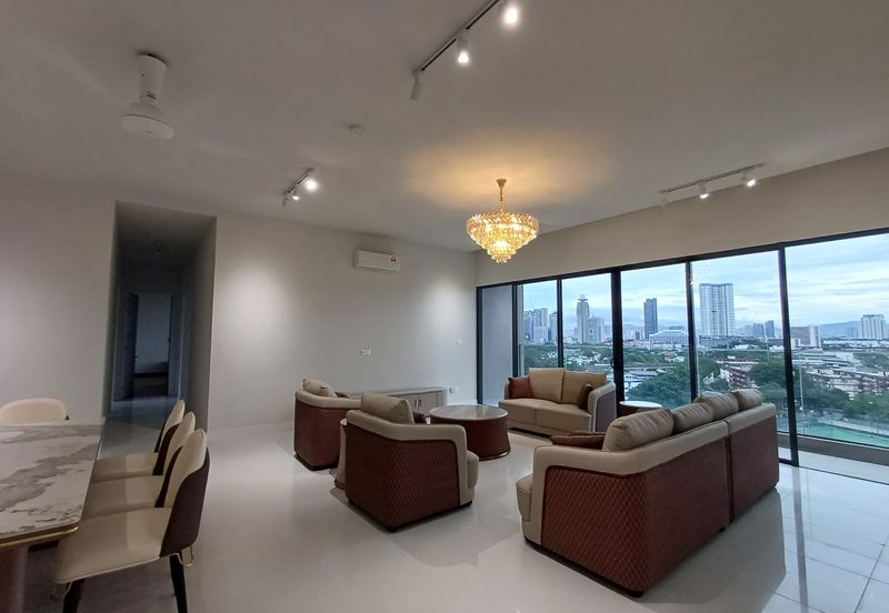 Mayfair Residences @ Pavilion Embassy