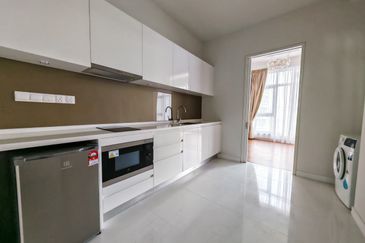 Mayfair Residences @ Pavilion Embassy