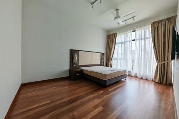 Mayfair Residences @ Pavilion Embassy