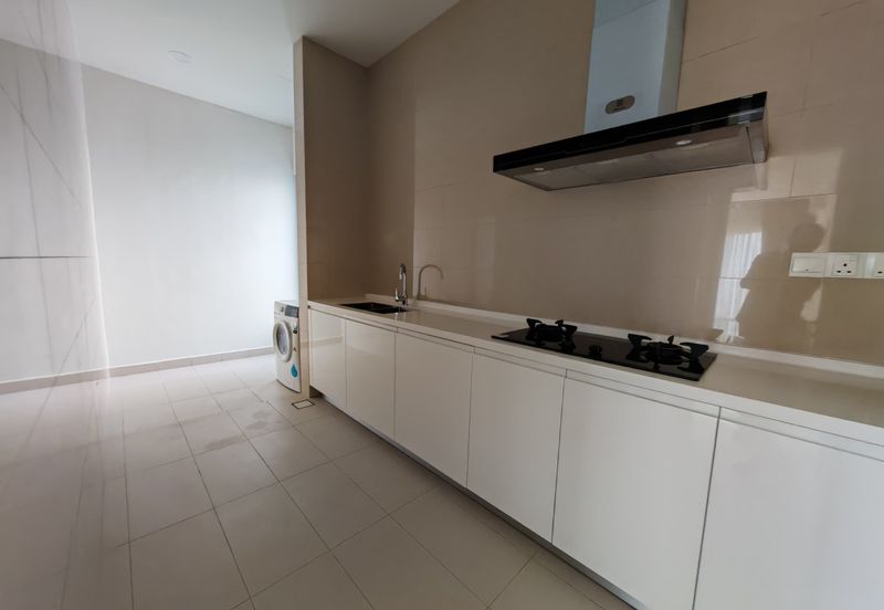 Mayfair Residences @ Pavilion Embassy