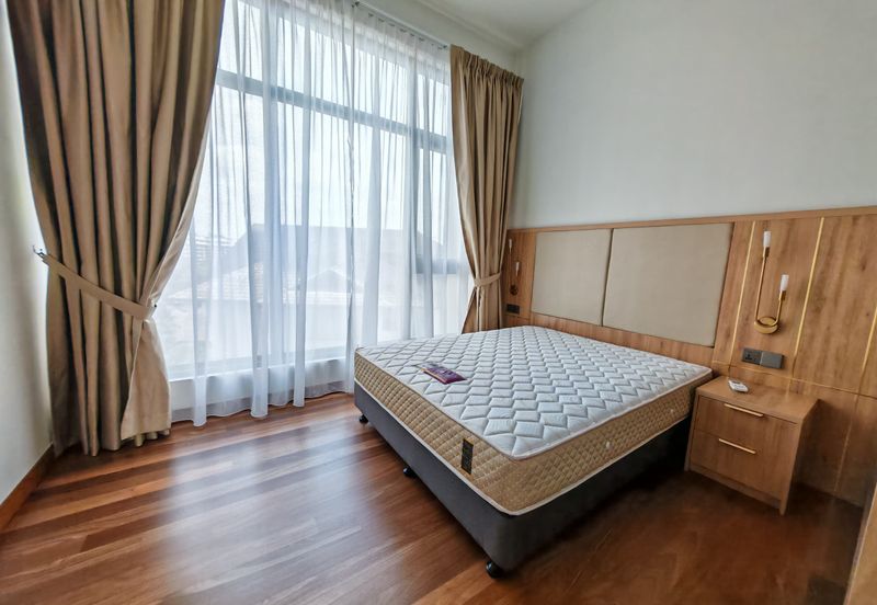 Mayfair Residences @ Pavilion Embassy