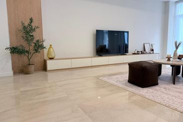 Luxury Home in U-Thant